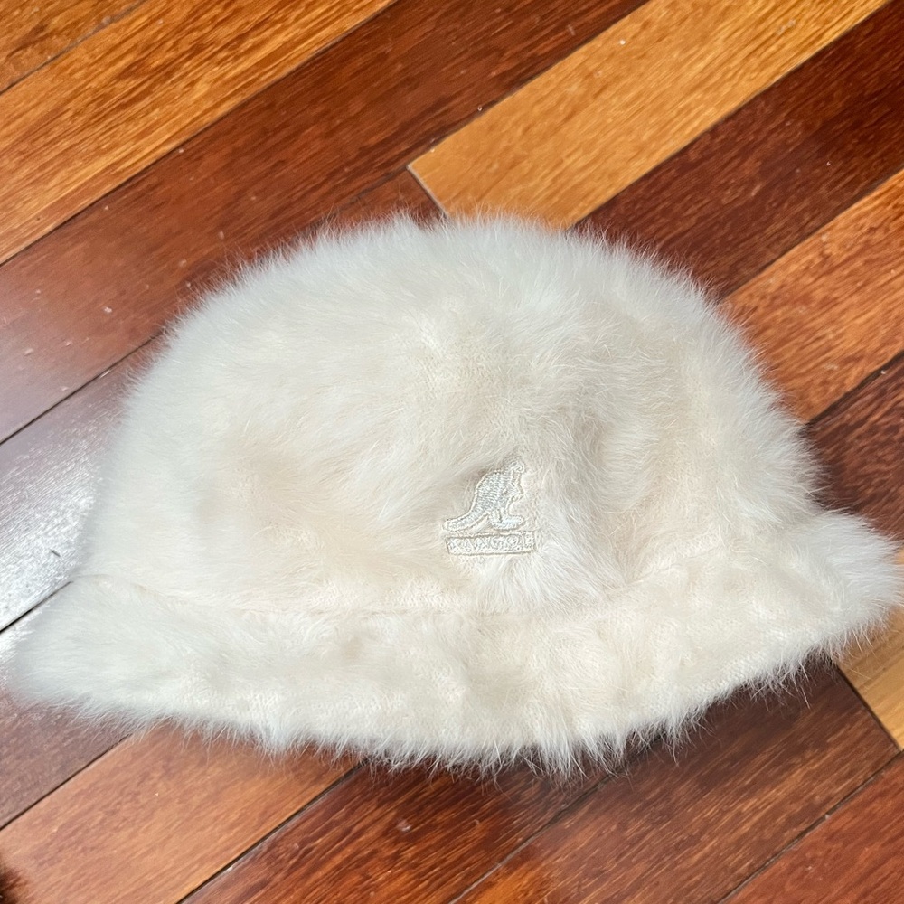 White KANGOL Angora Wool Blend Furgora Bin Bucket Hat. So Soft. One Size. Y2K